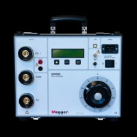 梅凯Megger MOM690 带有面板控制的微欧计